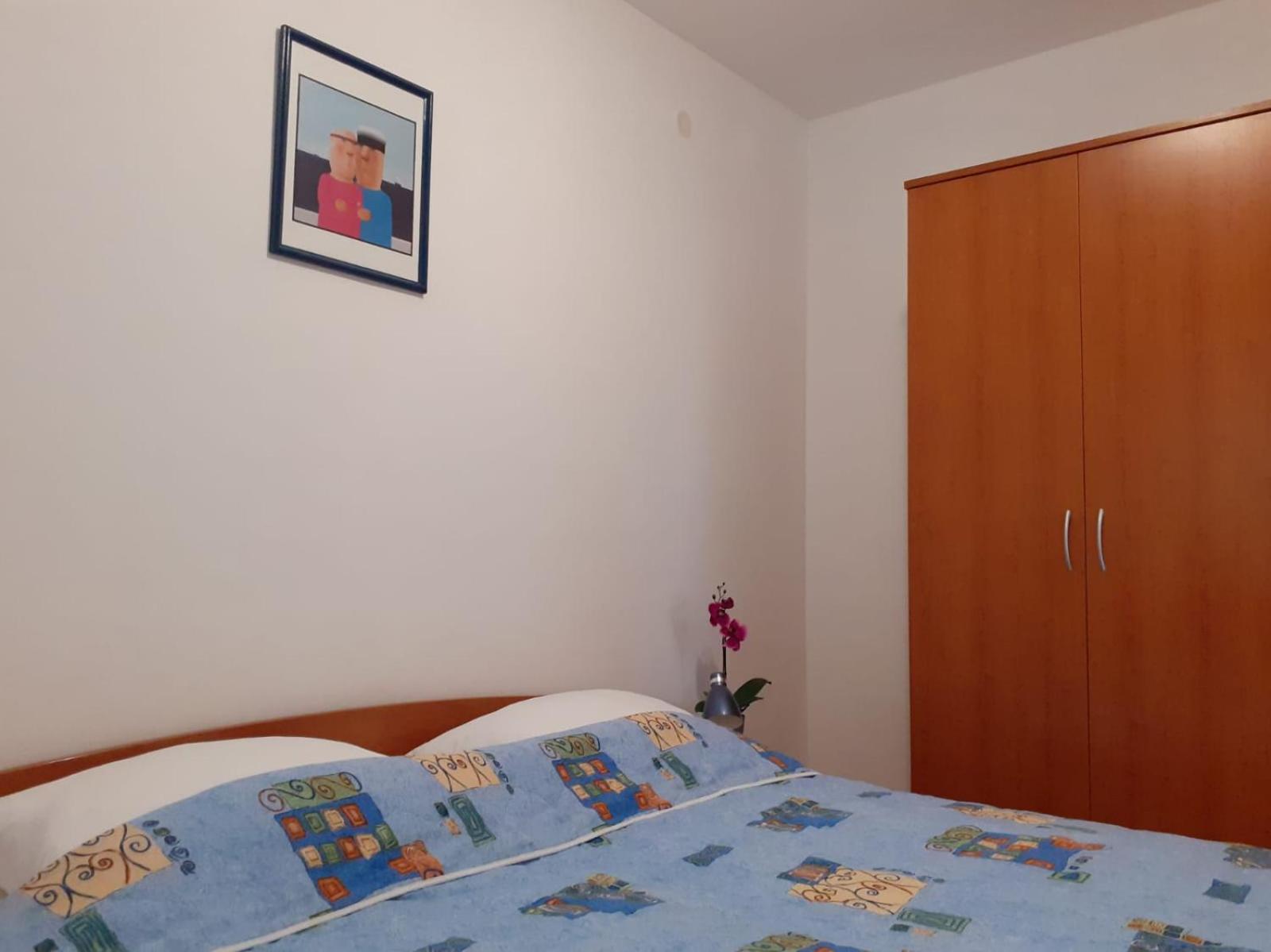 Apartments Borovina Bol Quarto foto
