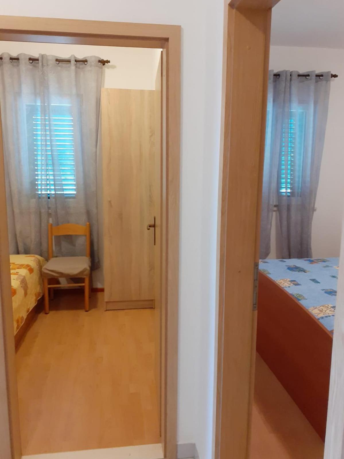 Apartments Borovina Bol Quarto foto
