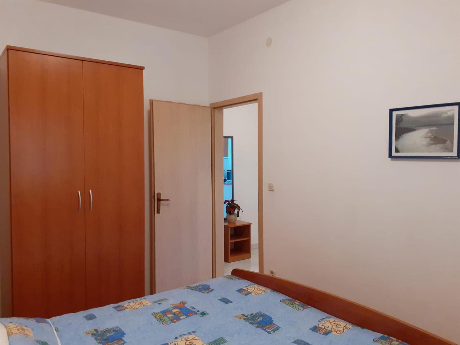 Apartments Borovina Bol Quarto foto